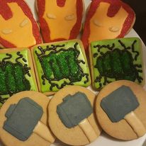 Load image into Gallery viewer, Custom Decorated Cookies