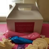 Load image into Gallery viewer, DIY Decorating Cookie Kits