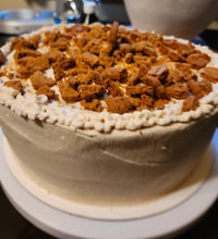 Load image into Gallery viewer, Biscoff Cake
